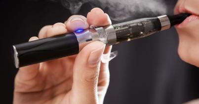 A napi e-cigarettázás majdnem duplájára növeli a szívroham kockázatát