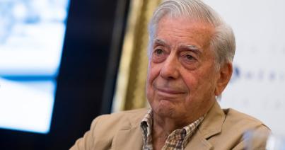 Mario Vargas Llosa lesz a díszvendége a prágai könyvvásárnak