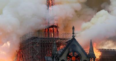 Tűz a Notre Dame székesegyháznál - a lángokat csak több órás erőfeszítéssel tudták megfékezni