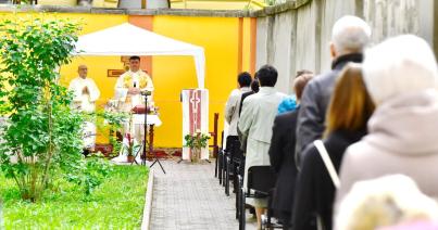 Urunk mennybemenetelét ünnepelték a piarista templomnál