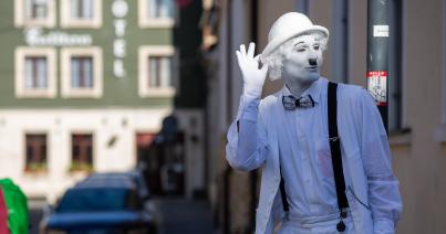 Egy napra művészeti térré változnak Kolozsvár utcái és udvarai