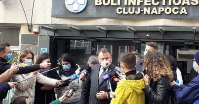 Tătaru Kolozsváron: növelik a kórházak befogadóképességét