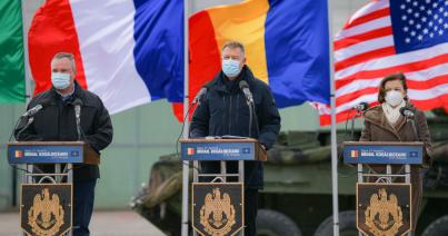 Parly: Franciaország elkötelezett a NATO keleti szárnyának védelmében