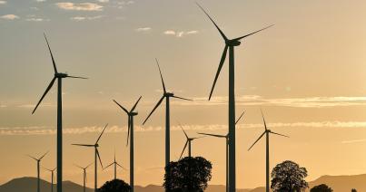 Közel 1,4 milliárd eurót kap Románia az energiafüggetlenség biztosítására és az energiaszegénység leküzdéséért