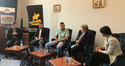 200+ dolgozattal ismét „élőben” jön hétvégén a 25. ETDK