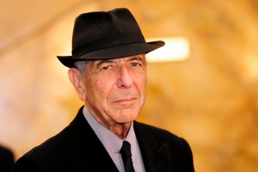 Leonard Cohen egy elesés után álmában halt meg