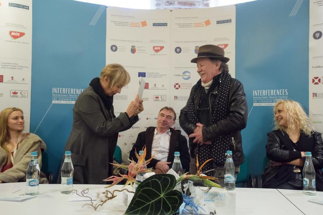 Interferenciák – Helmut Stürmer, a színházi installáció és a Vlad Mugur-díj