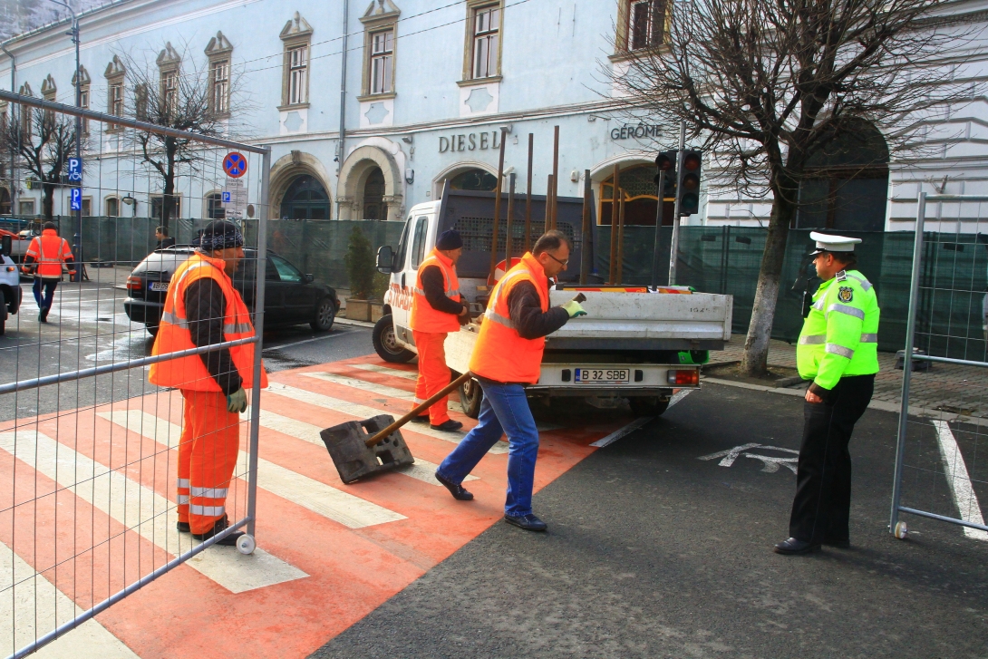 Elkezdődött a Főtér nyugati oldalának a felújítása