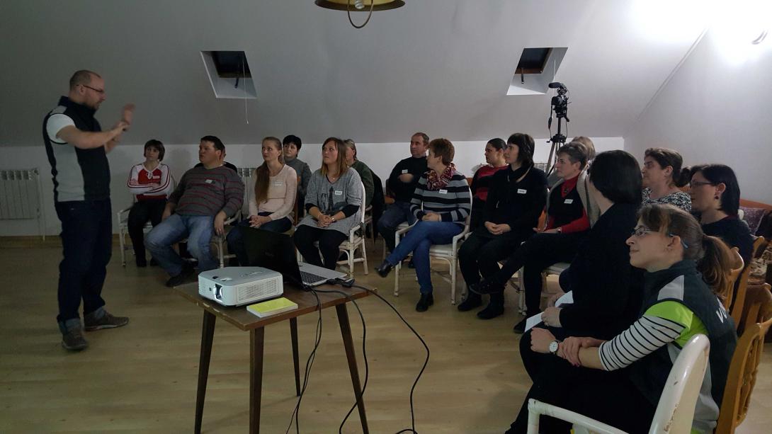 Ahol csak a nevelőkre figyeltek: I. VONESZO Konferencia Kárpátalján