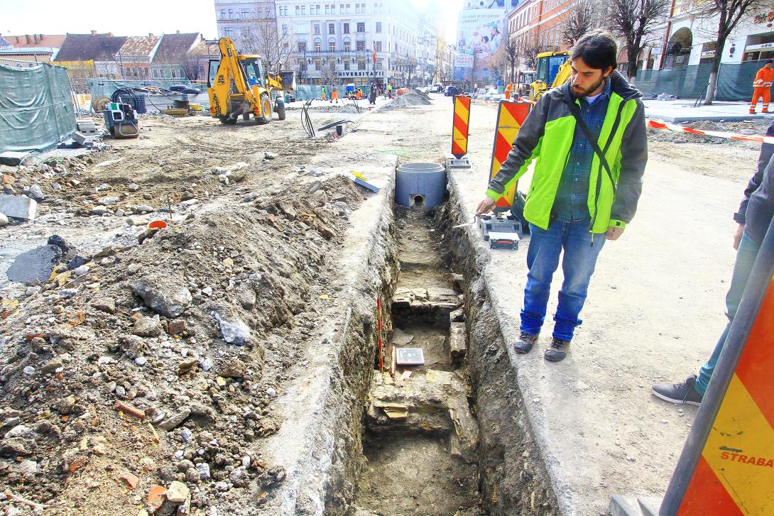 Új régészeti leletek Kolozsvár Főterén