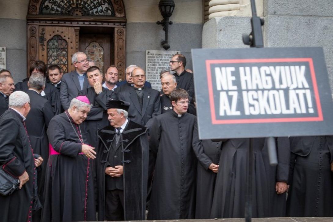 Marosvásárhelyi iskolaügy - A polgármesteri hivatal érvényesnek tekinti az iskolabérlési szerződést