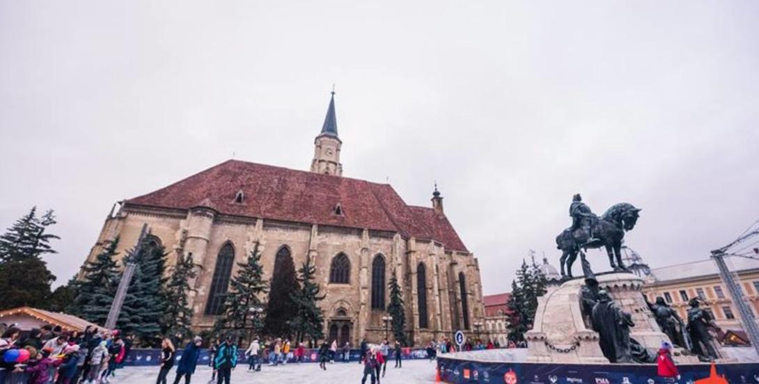 Utolsó napok a főtéri korcsolyapályán, szombaton ingyenes a korizás