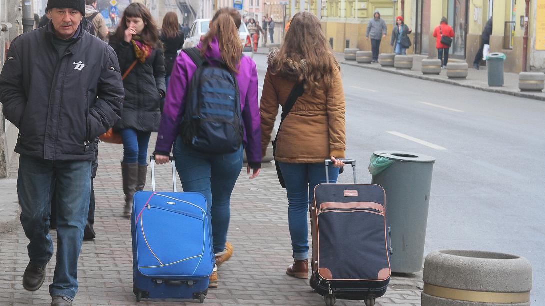 „A szülőkkel élés egy holtpont, amiből ki kell mozdulni”