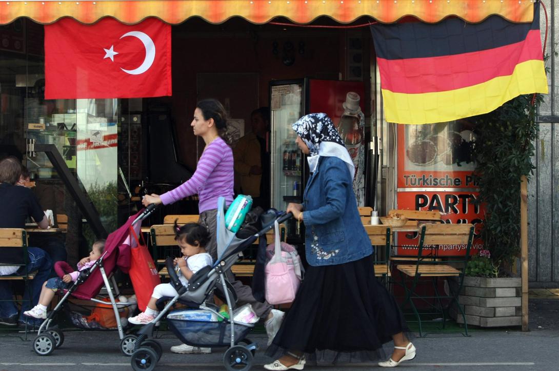 Merkel: nem biztos, hogy sikerül megállapodni a menekültpolitikáról