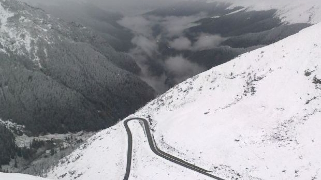 Meghalt “a hó fogságába”  került egyik turista