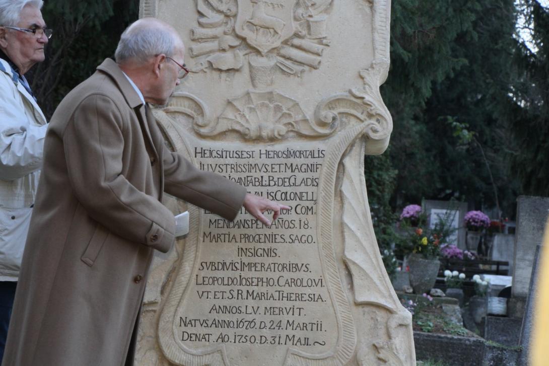 Házsongárdi számvetés idei felújított síremlékekről