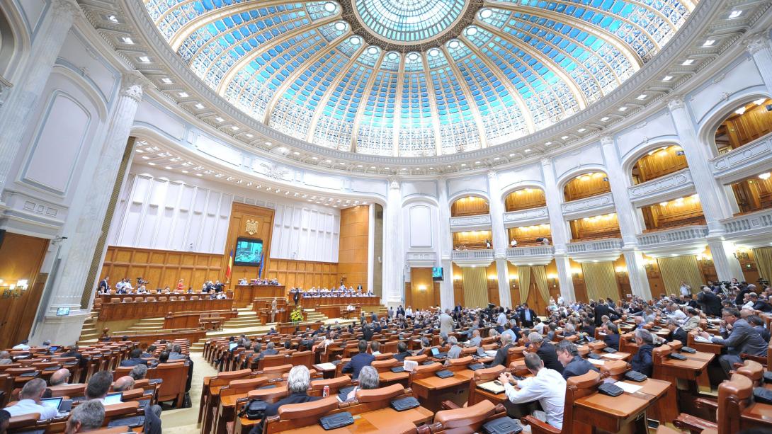 Összezártak a román pártok: leszavazták a gyulafehérvári nyilatkozat törvénybe foglalását