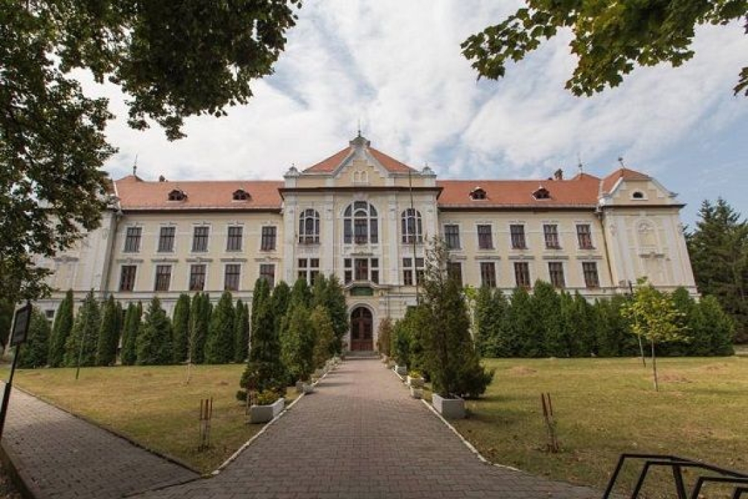Marosvásárhelyi iskolaügy: Rákóczi-díjak köszönetképpen