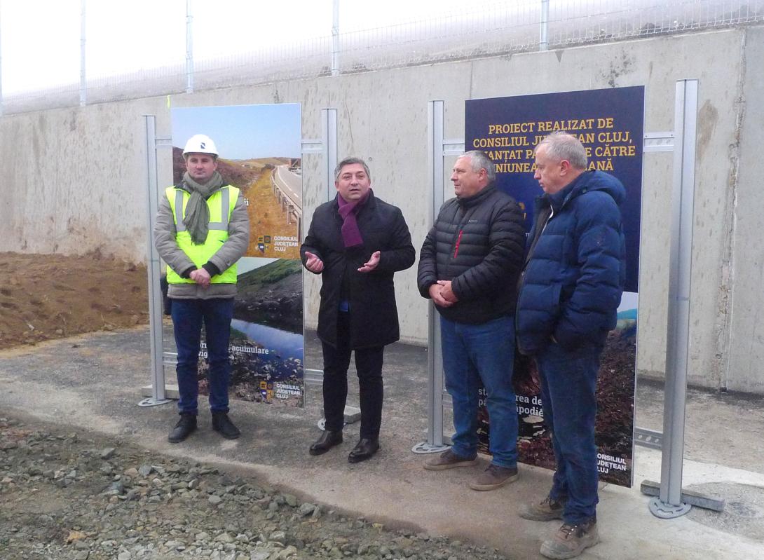 Gyepes földréteg borítja  a pataréti hulladéktárolót