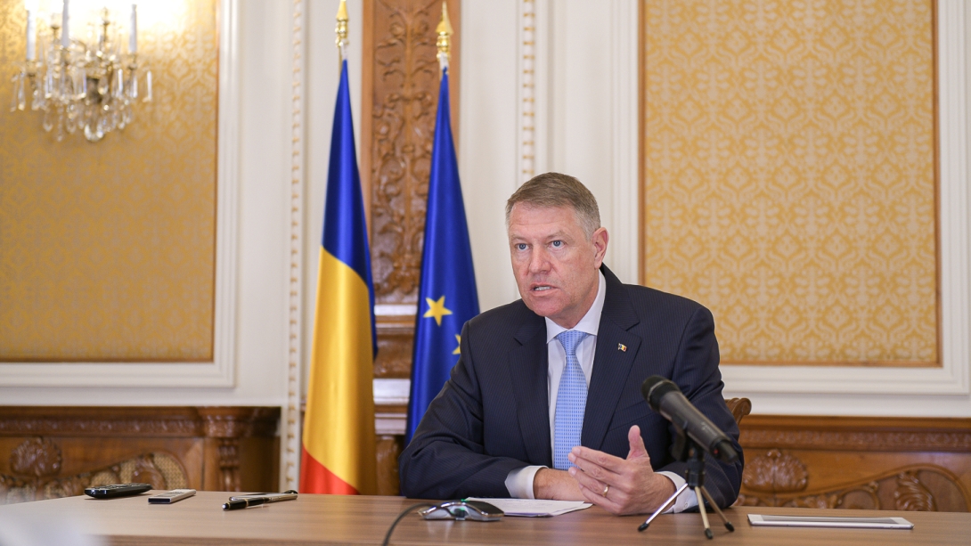 Iohannis: az idősek maradjanak otthon