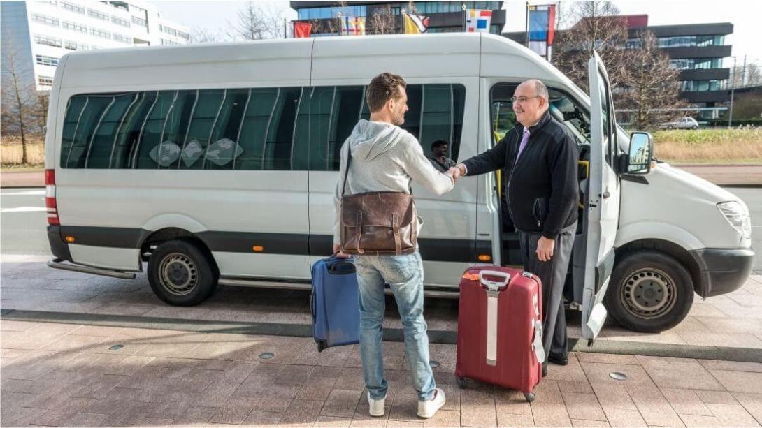 Kisvállalkozók a kispadon: ők még várják az újraindulást