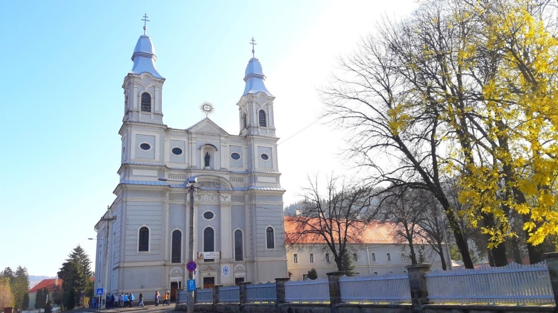 Csíksomlyói búcsú: zarándokok nélkül, a kegytemplomban tartották meg a pünkösdszombati búcsút