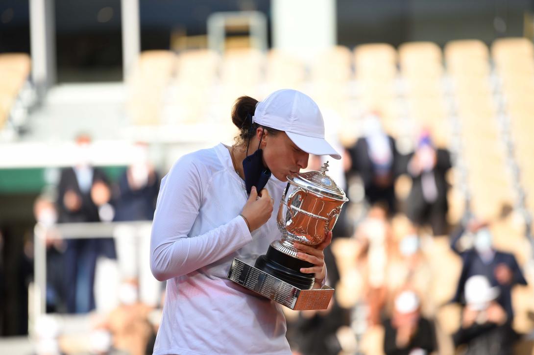 Roland Garros - Swiatek a női bajnok