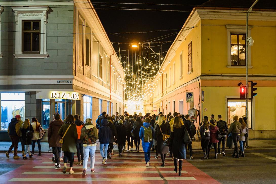 Felszámolják a Mátyás király utcai fényinstallációt?