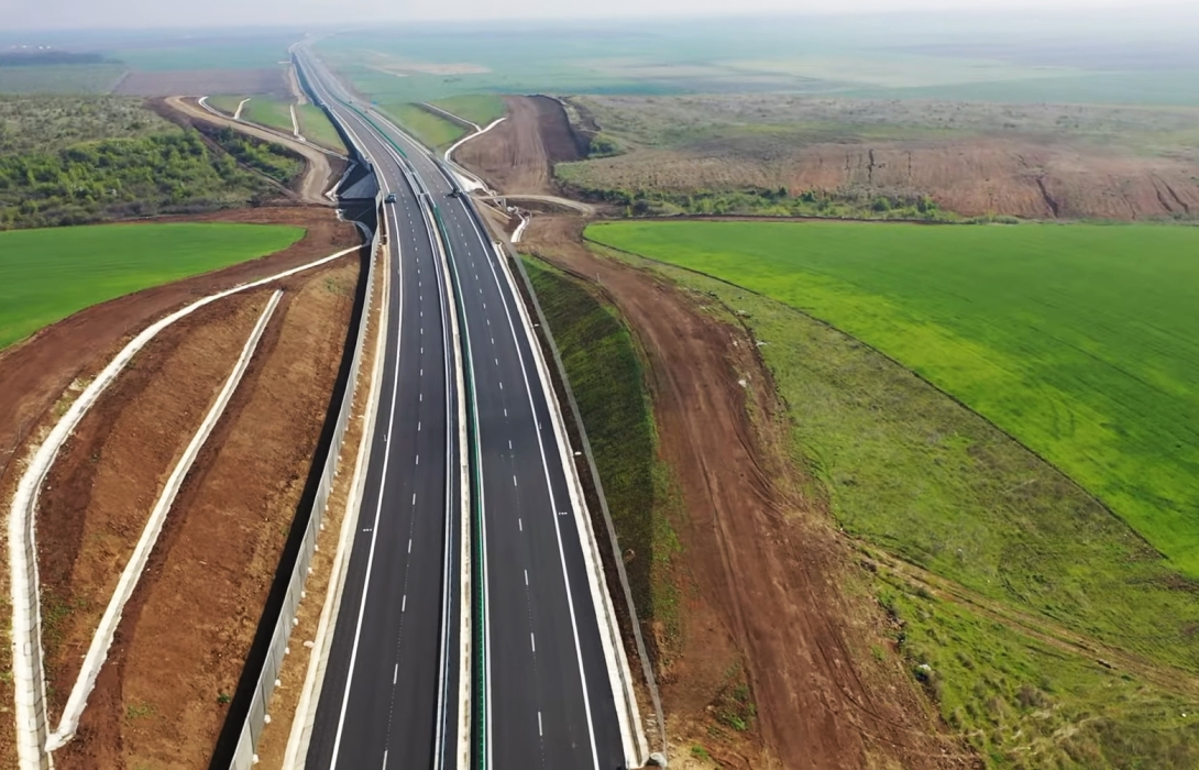 Felavatták az első autóút egy 18 kilométeres szakaszát