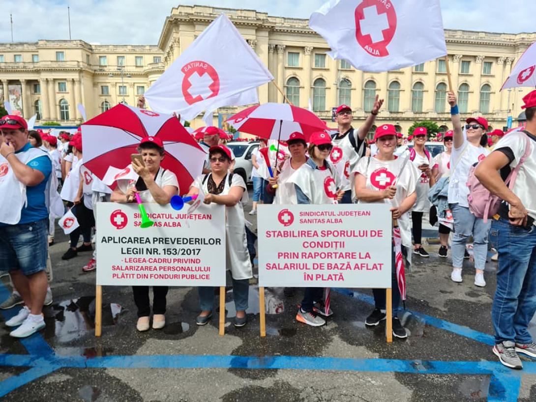 Több ezren tüntettek  Bukarestben