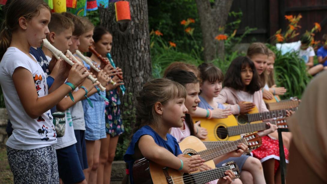 Torockói kincskeresés InstruMentoros zenetáborozókkal