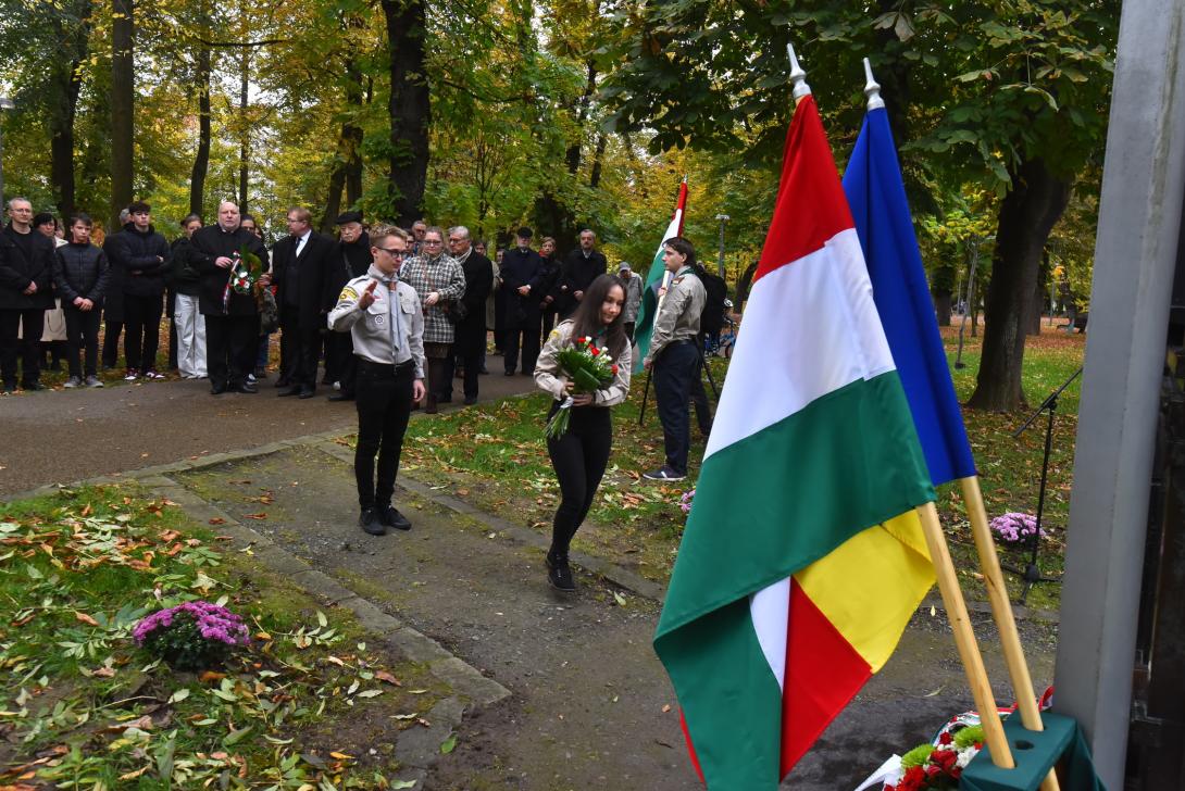 Kolozsváron a templom biztonságában emlékeztek ’56 hőseire