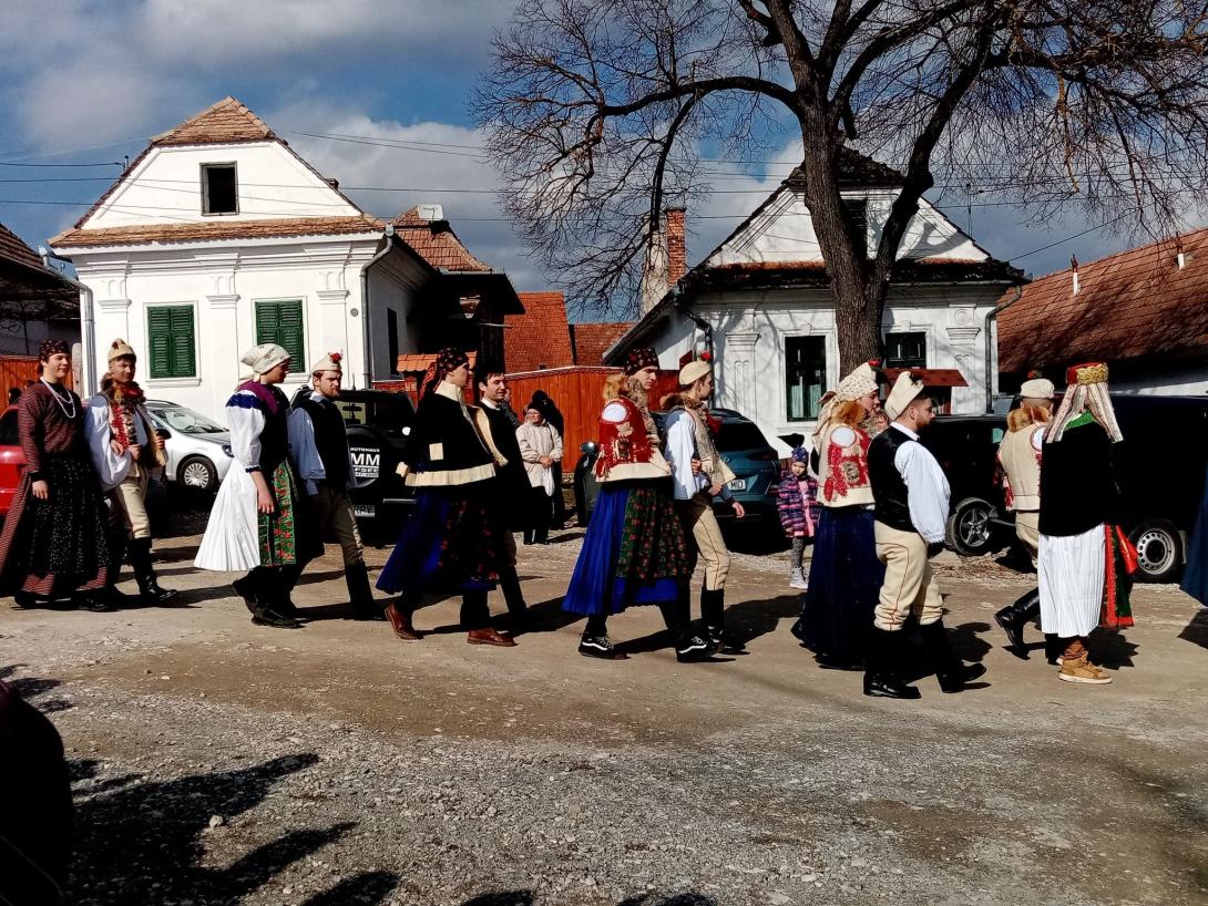 „Jól eltemették a telet” Torockón