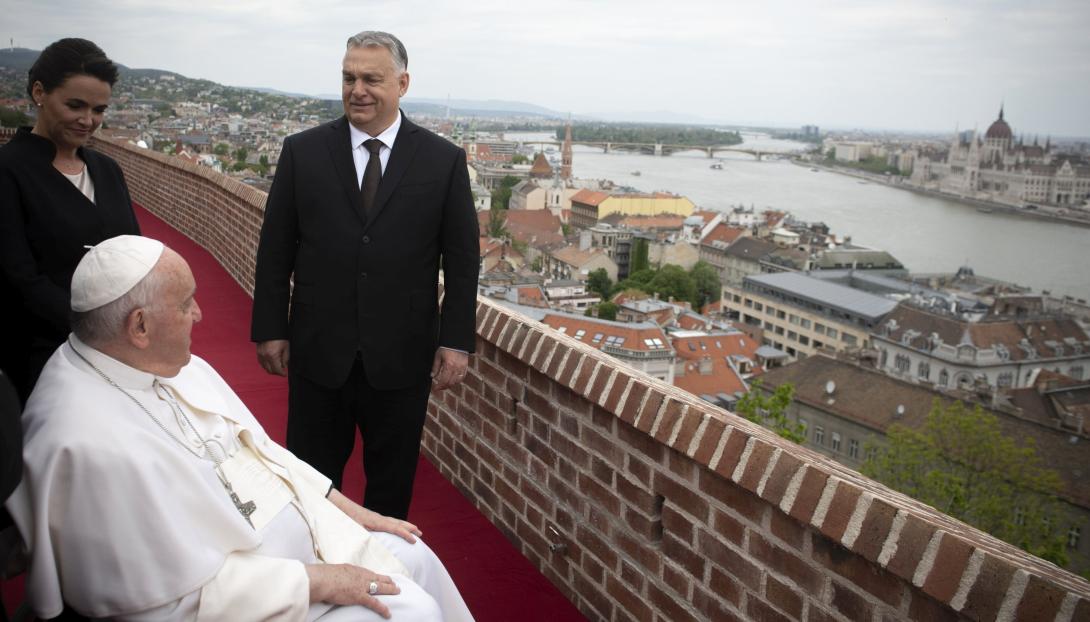 Novák Katalin és Orbán Viktor is fogadta Ferenc pápát