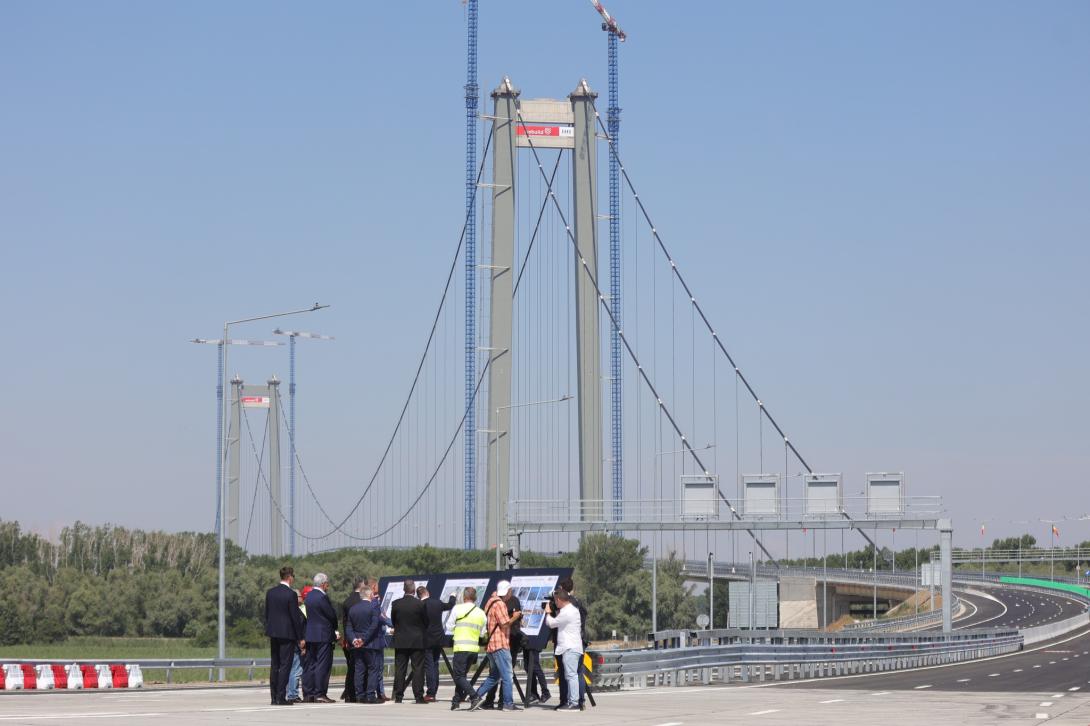 Felavatták a brăilai Duna-hidat, az EU harmadik leghosszabb függőhídját