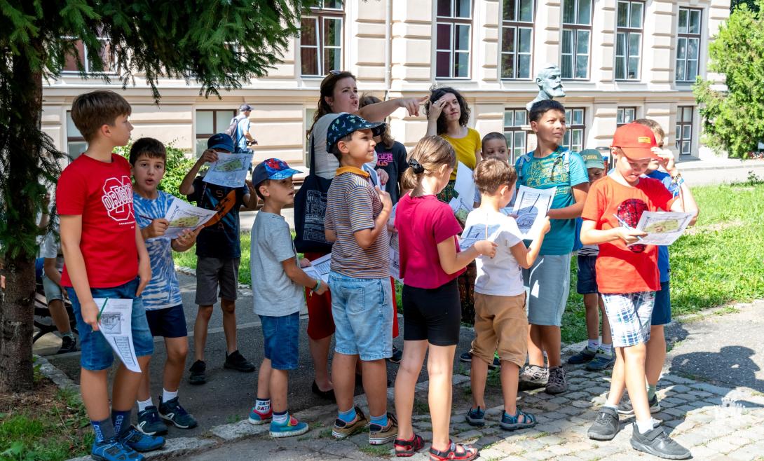 Felfedezős, játékos kalandozás a Mikó-kertben