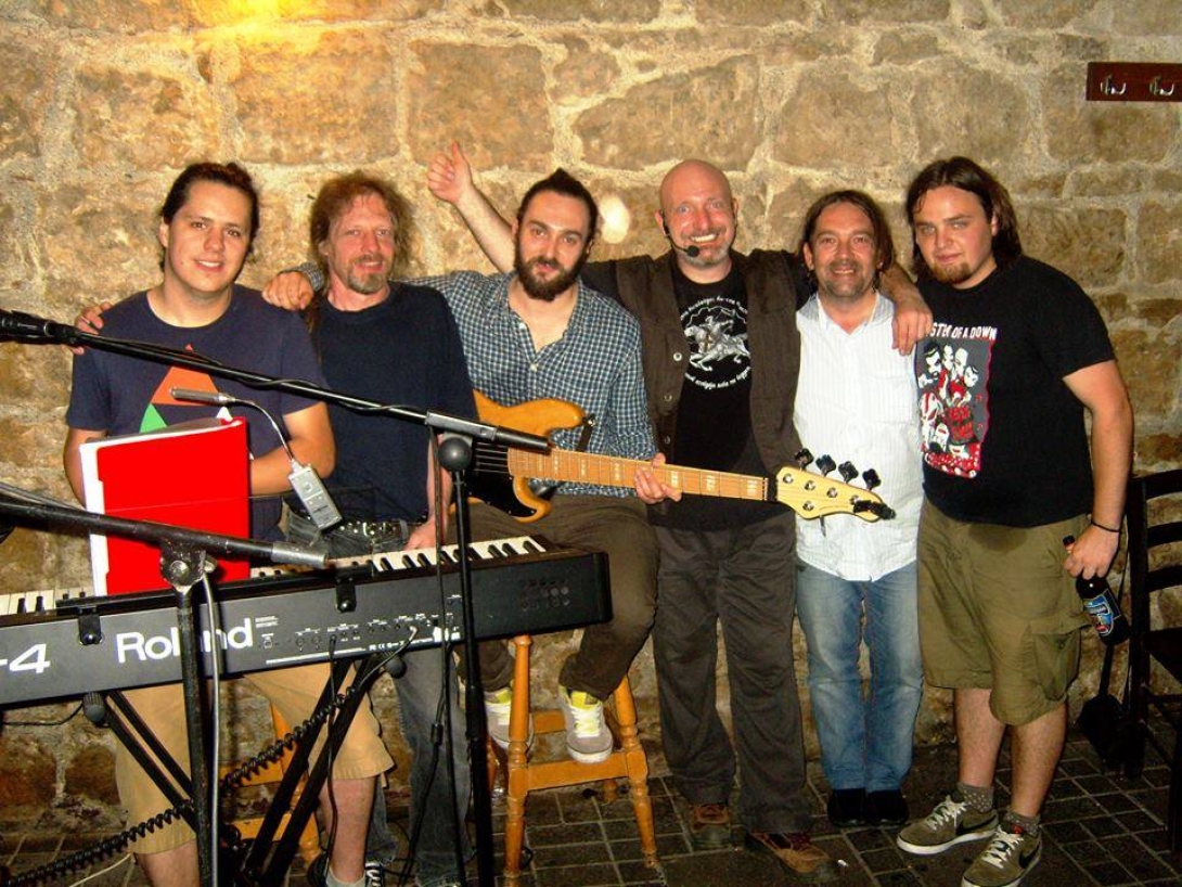 Fergeteges évadzáró gitárest